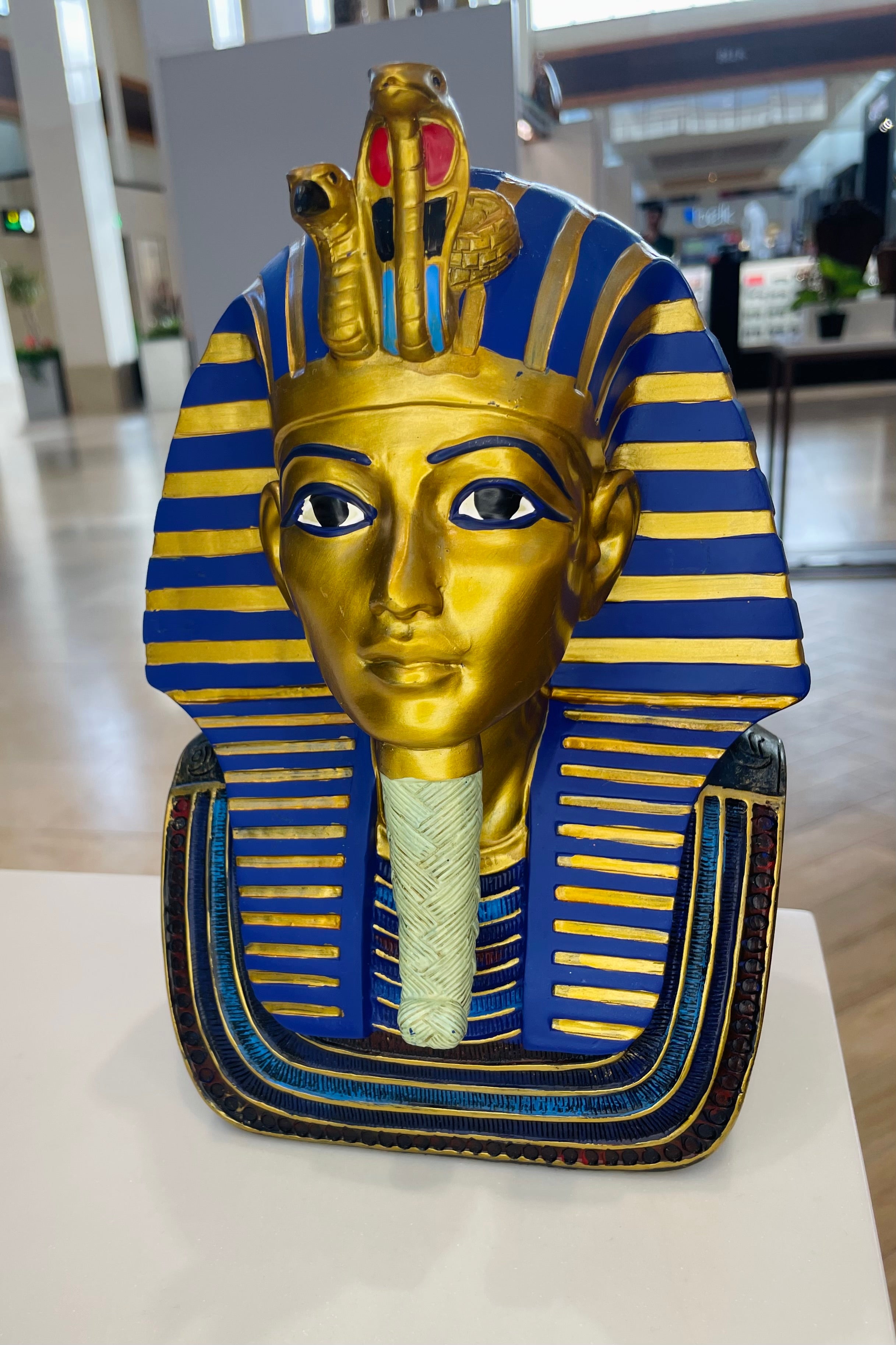 Pharaoh Statue